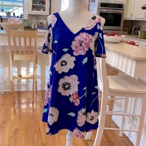 Kaari Blue Dresses | Kaari Blue Floral Cold Shoulder Shift Dress | Color: Blue/Pink | Size: Sp | Rebelnredeem's Closet